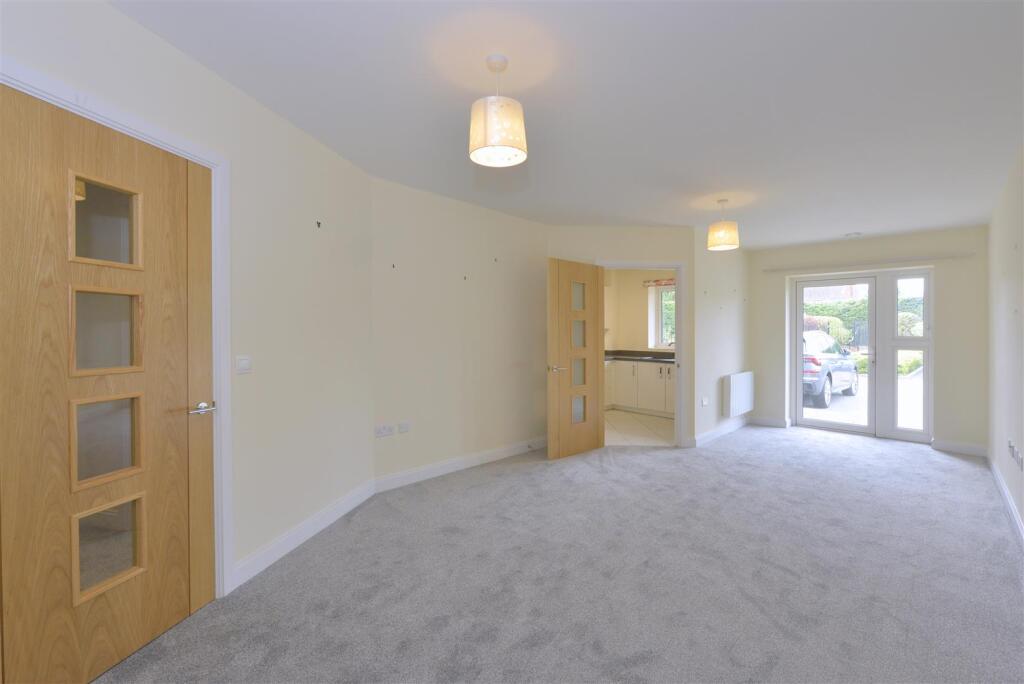 Apartment in Shrewsbury - View 3