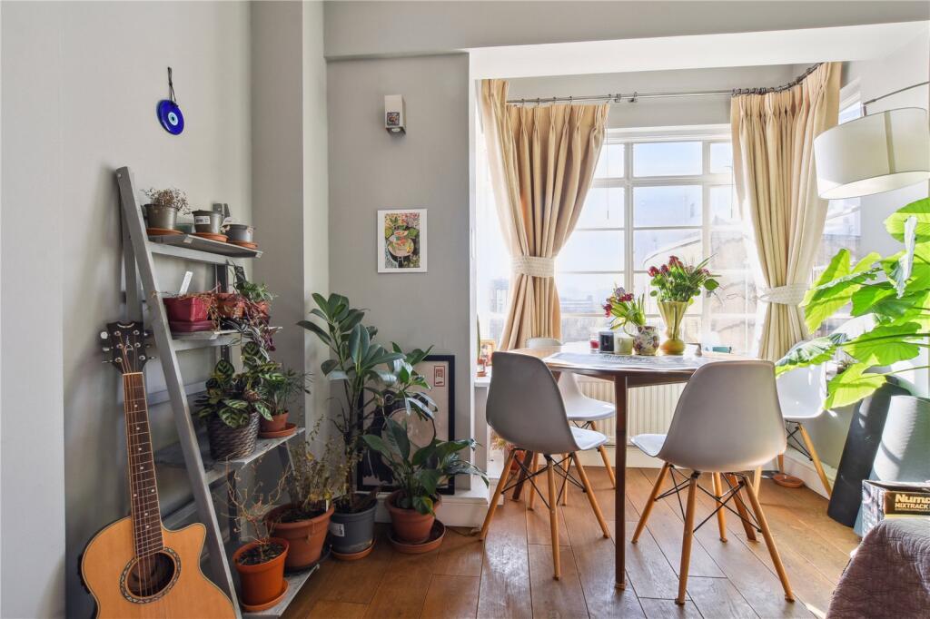 Apartment in London - View 2