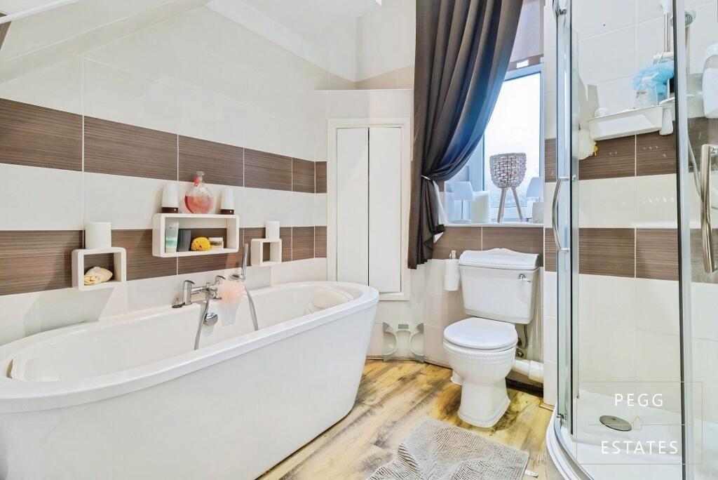 Apartment in Torquay, Torre - More