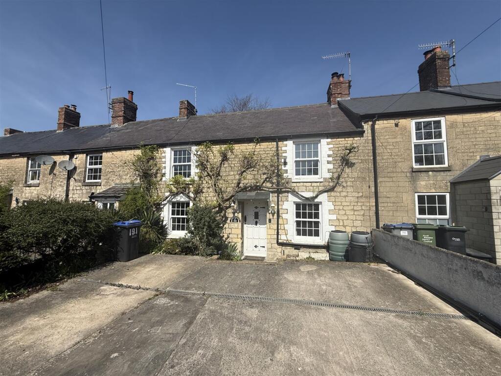 Main image of property: Quemerford, Calne
