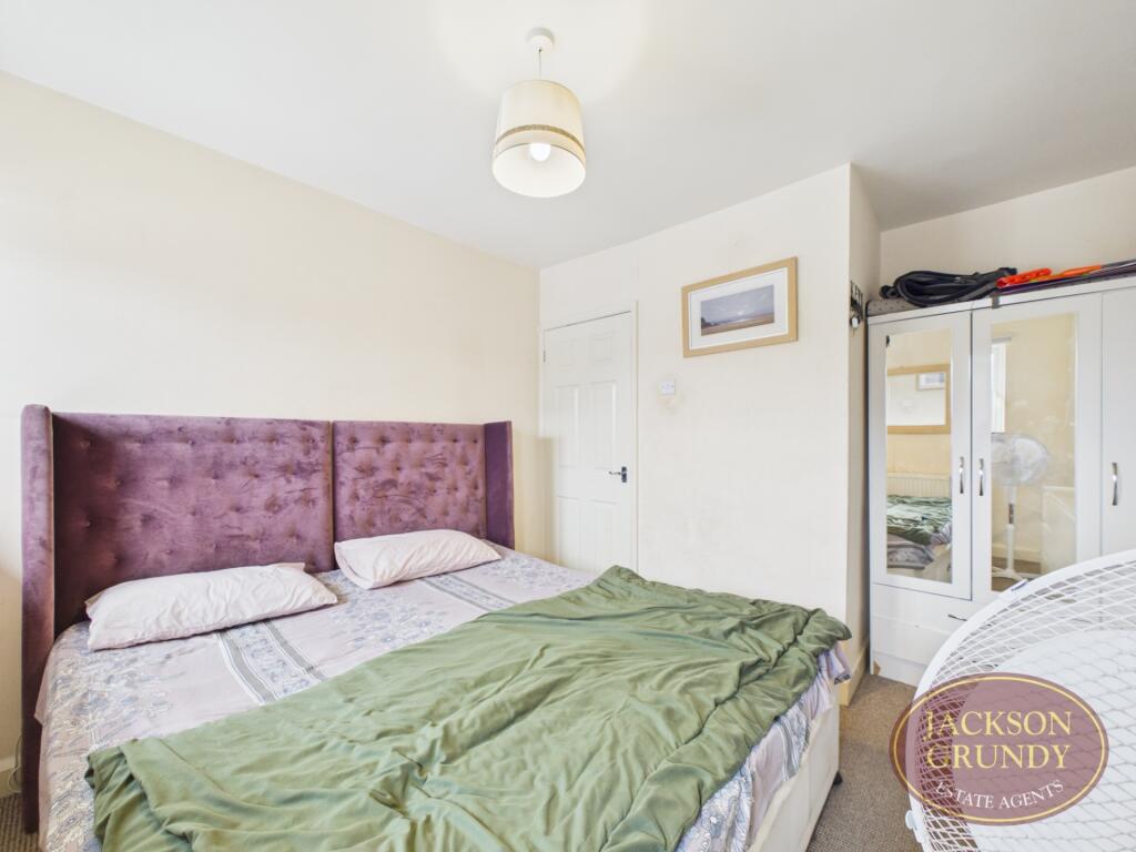 House in Northampton, St David's, Kingsthorpe - View 5