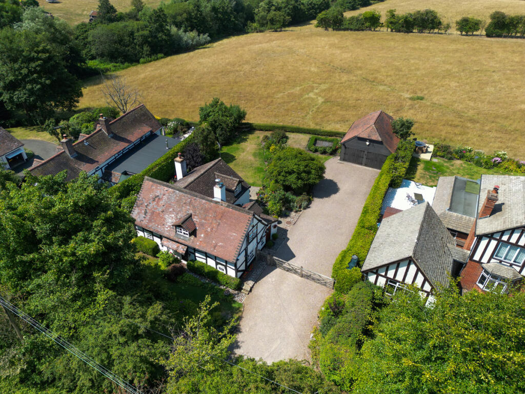 House in Dudley - View 4