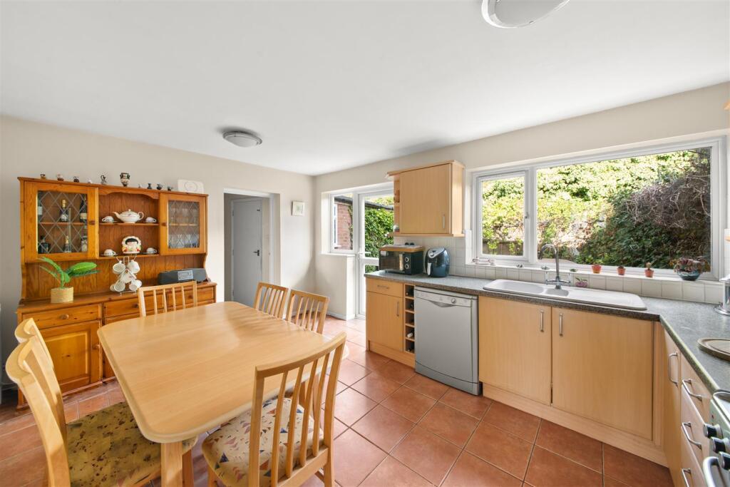 House in Southall - View 5