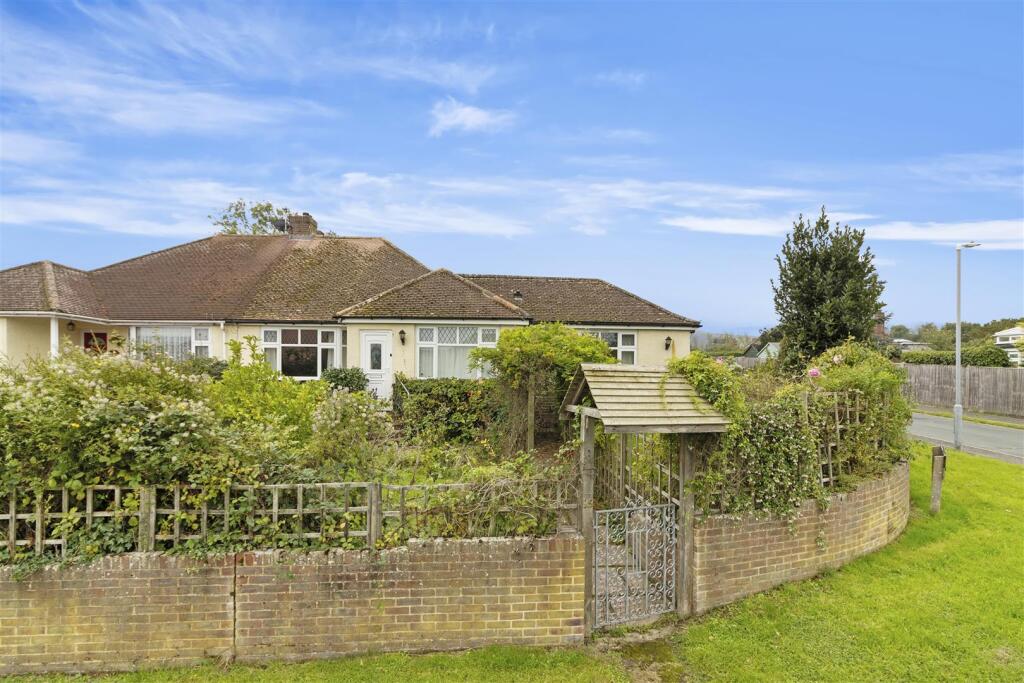 4-bed semi-detached on Brightling Road, Polegate, £395,000