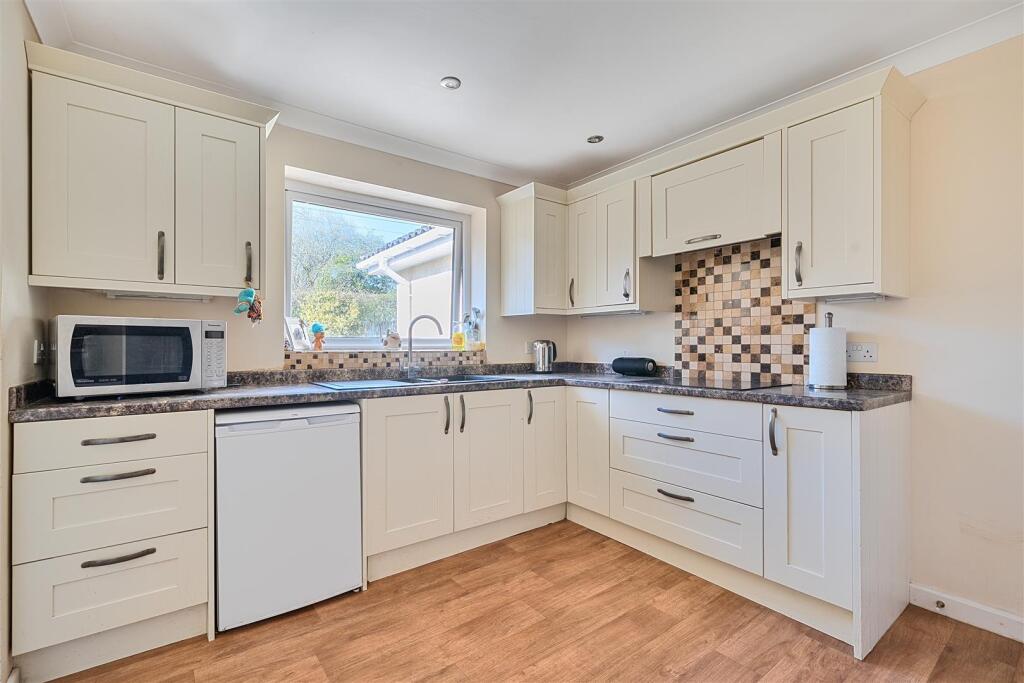 Drovers Way, Woodlands, Ivybridge photo 3