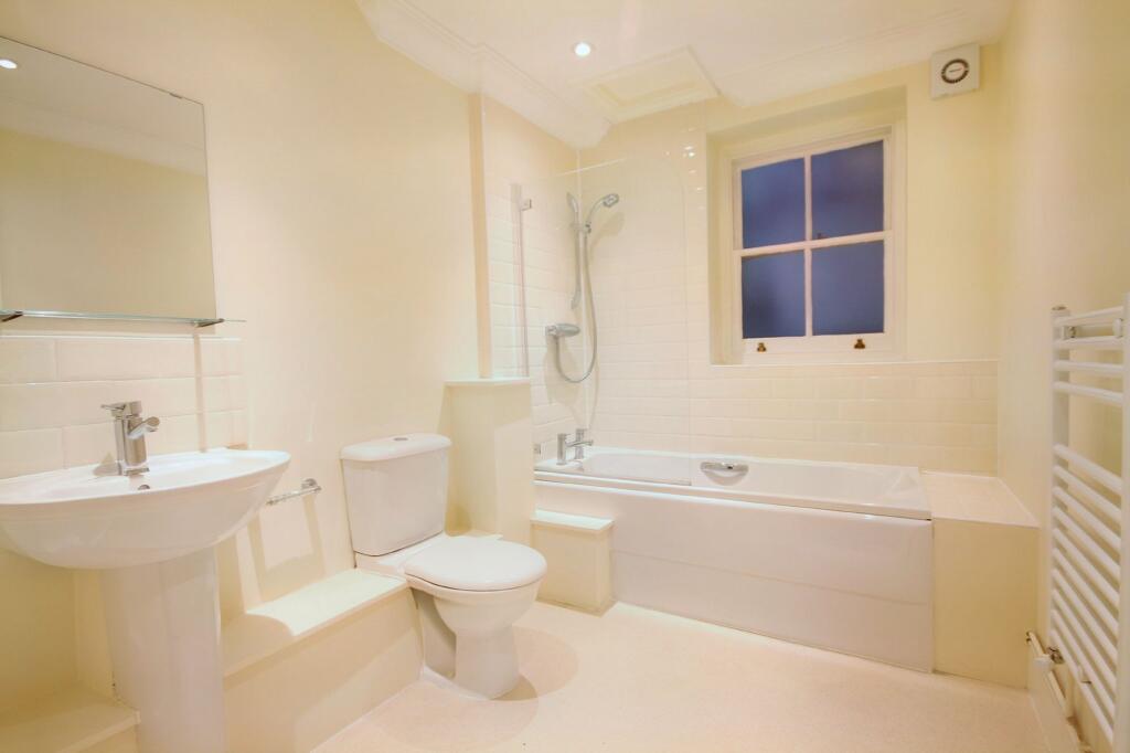 Apartment in Tonbridge - View 5