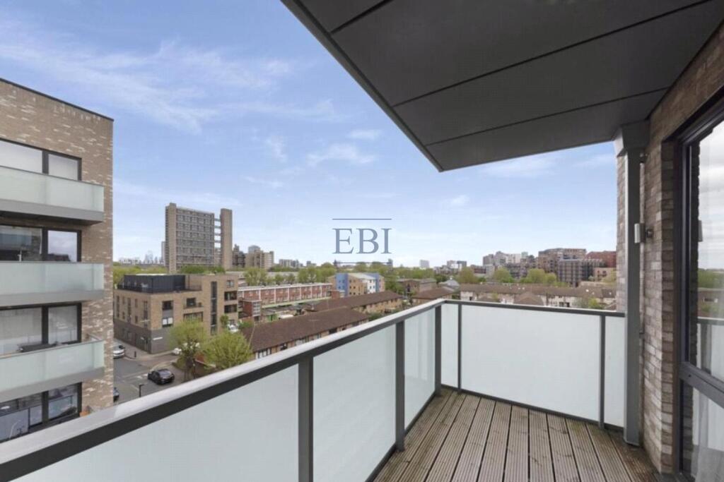 Apartment in London - View 5