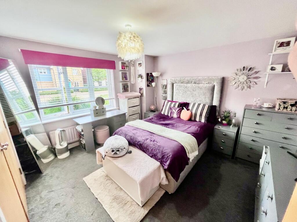 Apartment in Milton Keynes, Great Linford - More