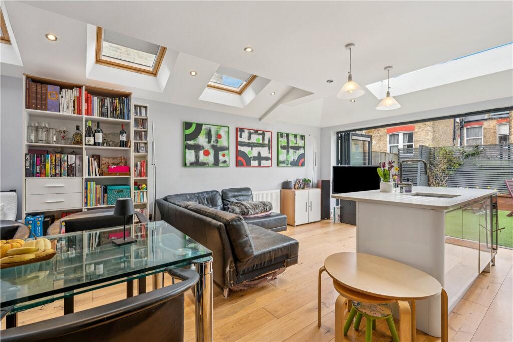 Main image of property: Gosberton Road, SW12