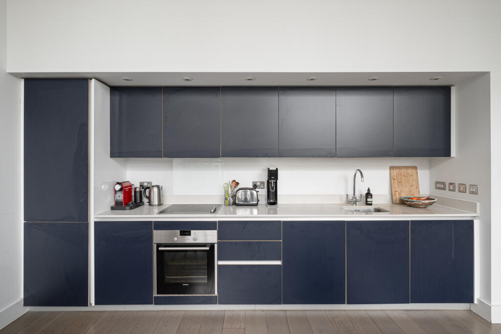 Apartment in London - More