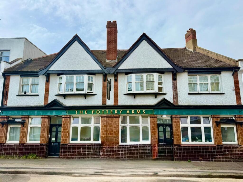 Main image of property: d Clayponds Lane, London, TW8