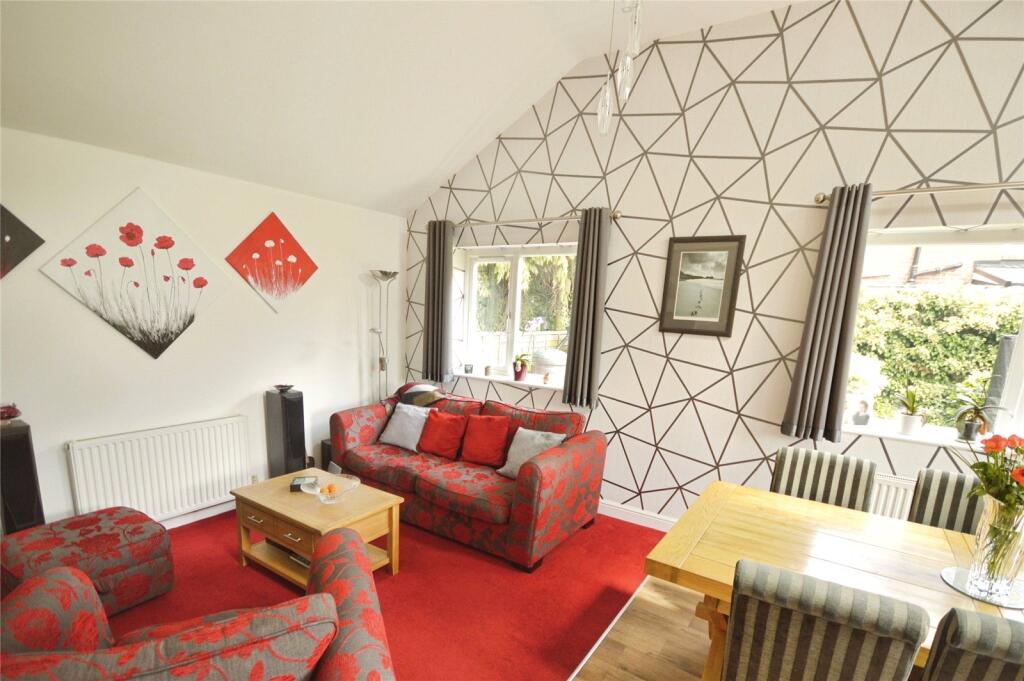 House in Wolverhampton, West Midlands - View 4