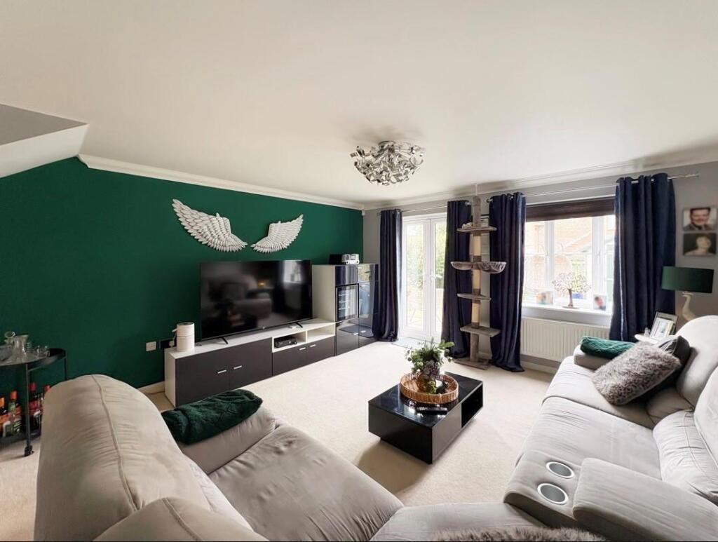 Watersmead Drive, Littlehampton photo 3
