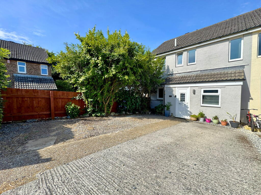 Main image of property: 37 Staple Close, Roborough, Plymouth