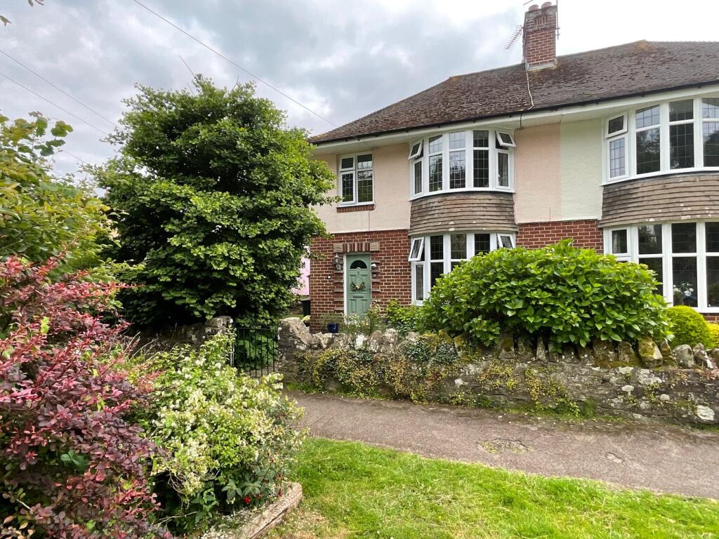 Main image of property: Conigar Crescent, Usk, NP15