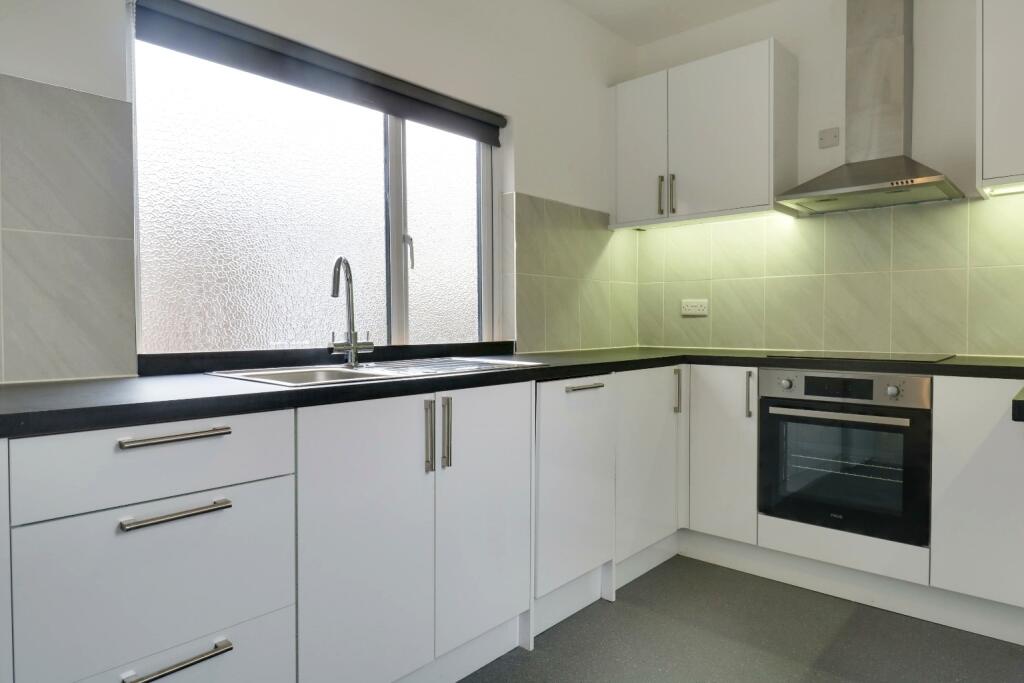 Apartment in Dartford - View 4