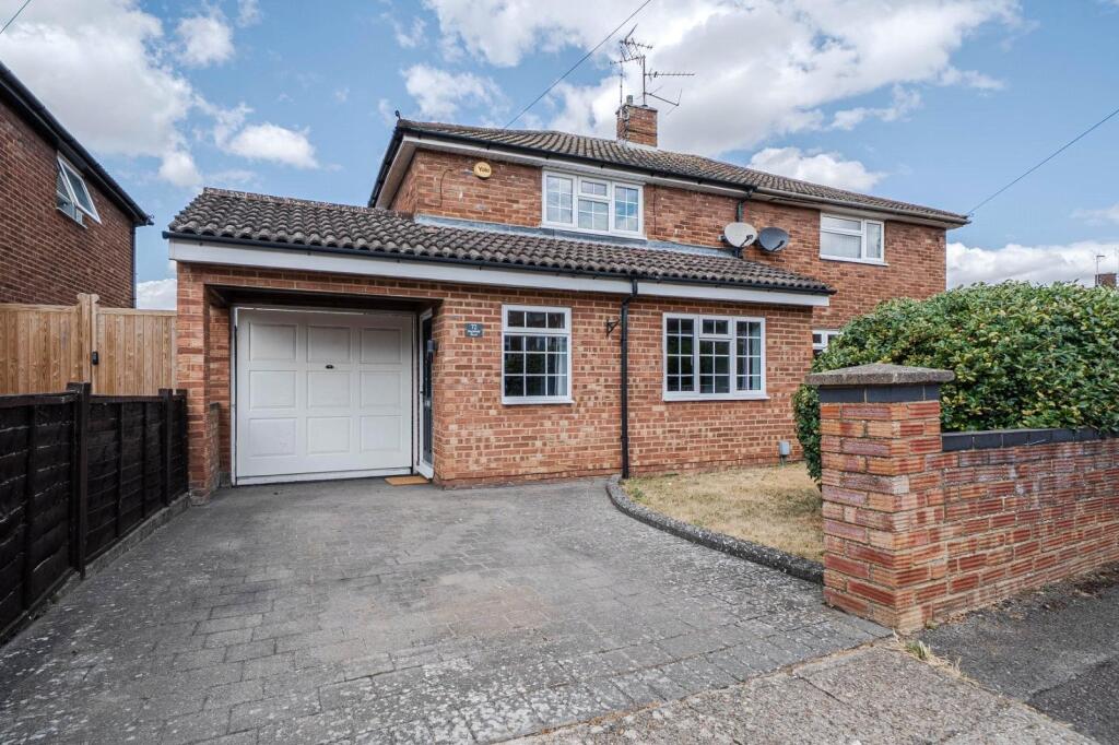 Main image of property: Highfield Road, Leighton Buzzard, Bedfordshire, LU7