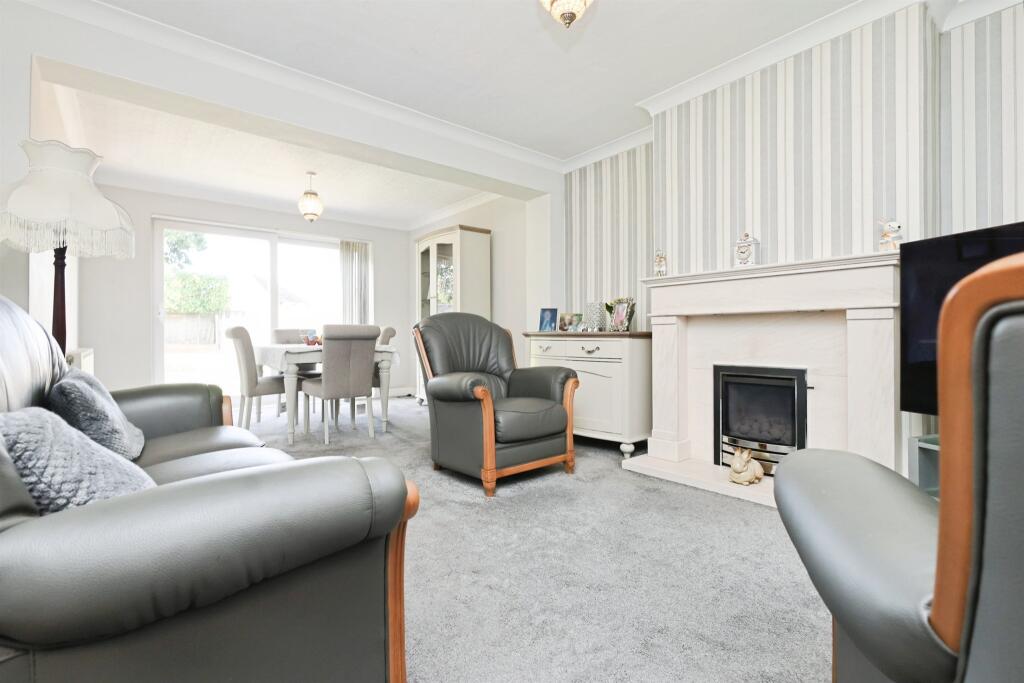 Ebrington Avenue, Solihull photo 5