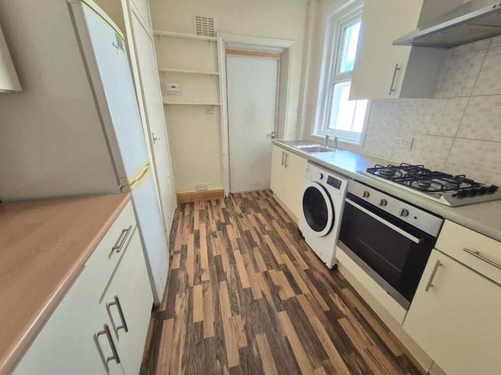House in Bournemouth, Charminster - View 4
