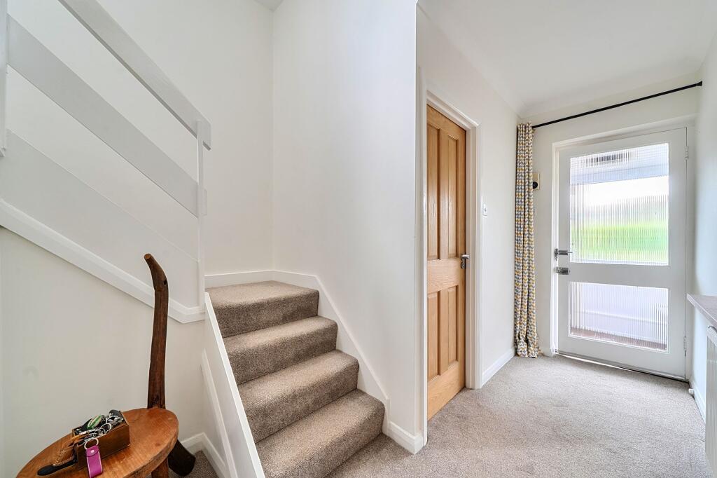 House in Mole Valley, Ashtead Park - View 5