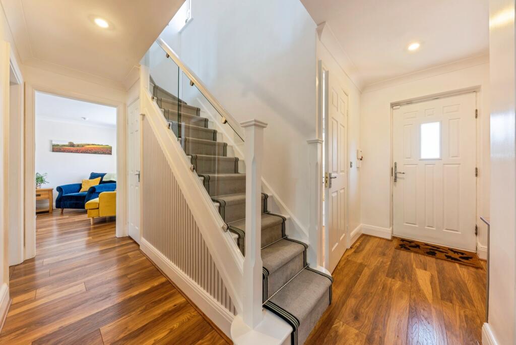 House in South Kesteven, Stubton - View 5