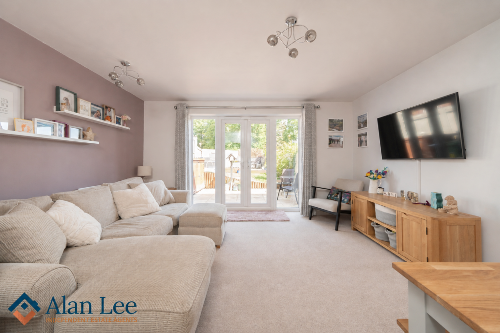 House in Stockport - View 3