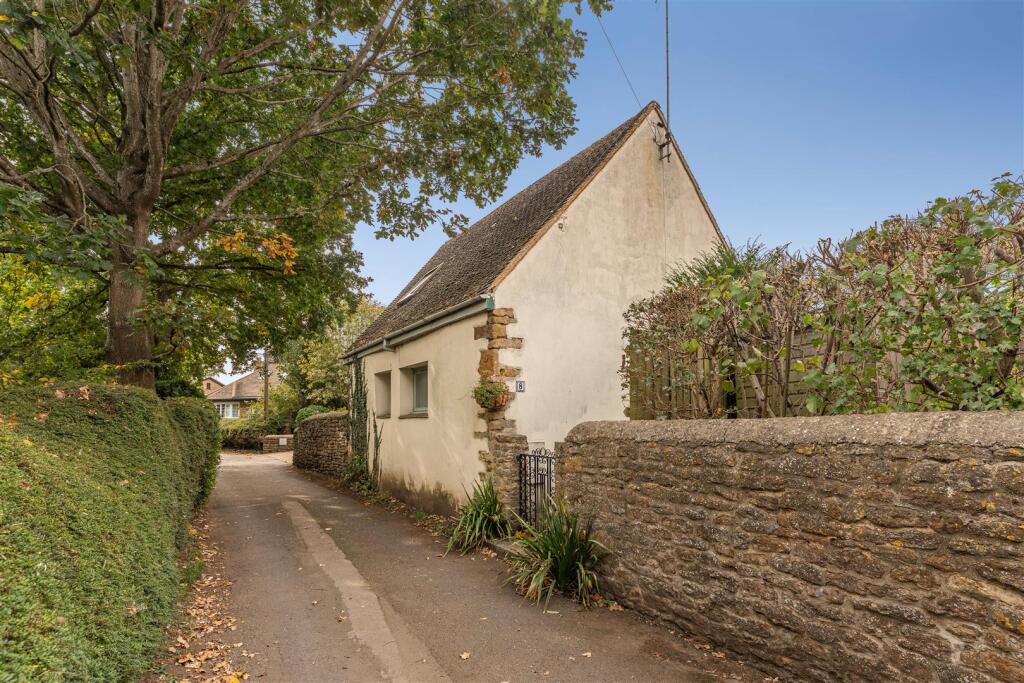 Main image of property: Royal Oak Lane, Middleton Cheney