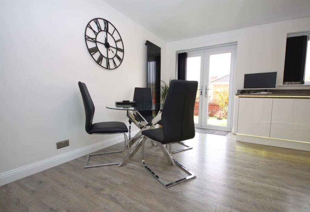 Johnson View, Whiteley - View 5