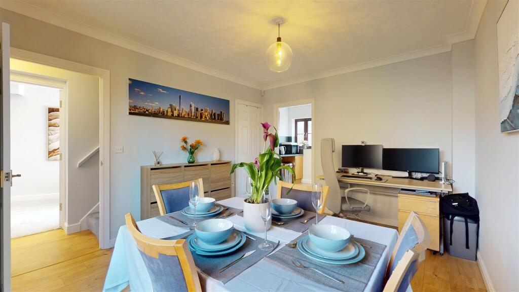 House in Milton Keynes, Monkston, Kents Hill, Monkston and Brinklow - View 5