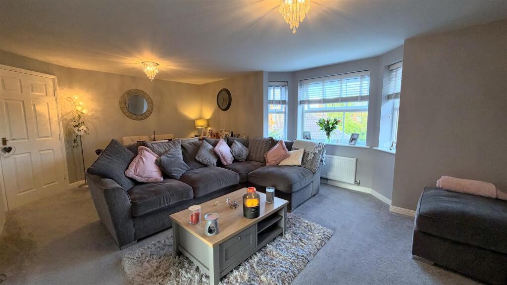 Apartment in South Derbyshire, Hilton - View 5