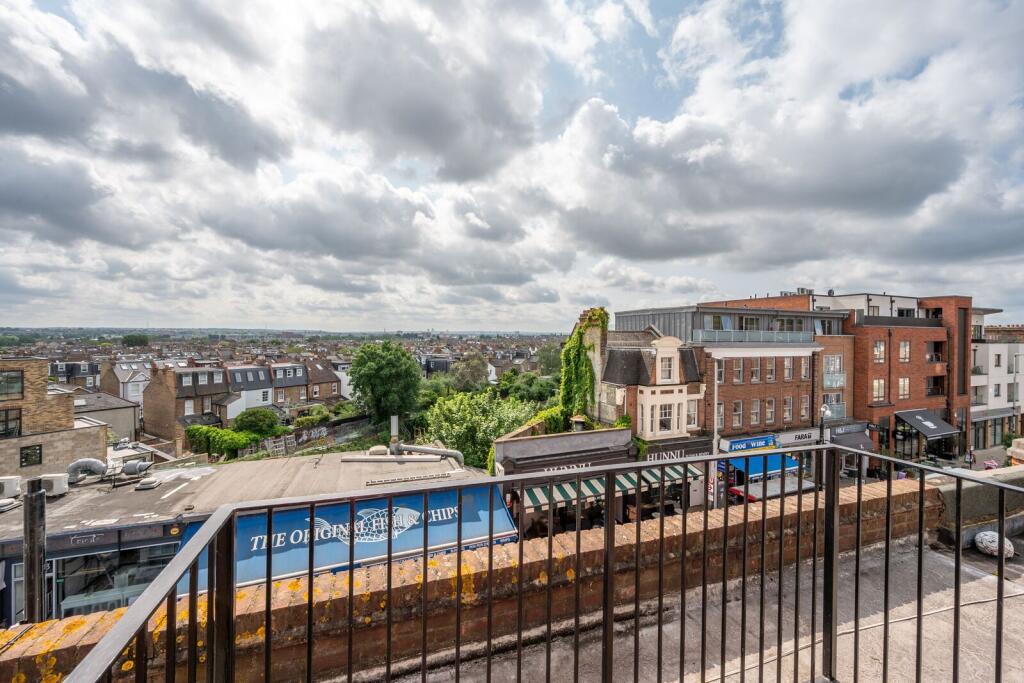 Apartment in London - More