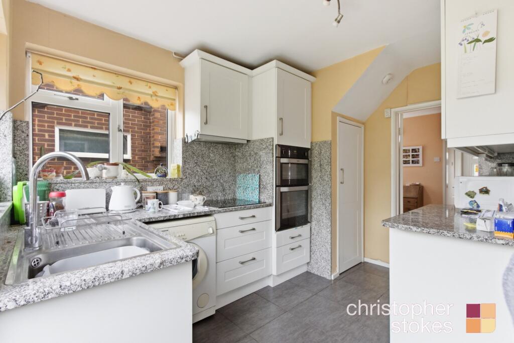 Long Moor, Cheshunt, Hertfordshire, EN8 9HL photo 4