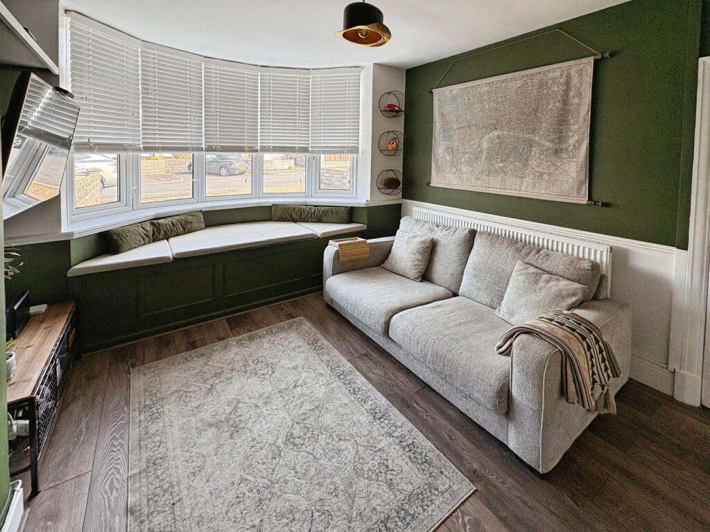 Waunlon, Newton, Porthcawl, CF36 5RT - More