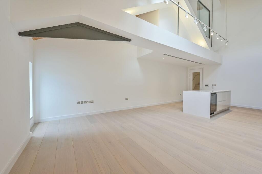 Apartment in London - More