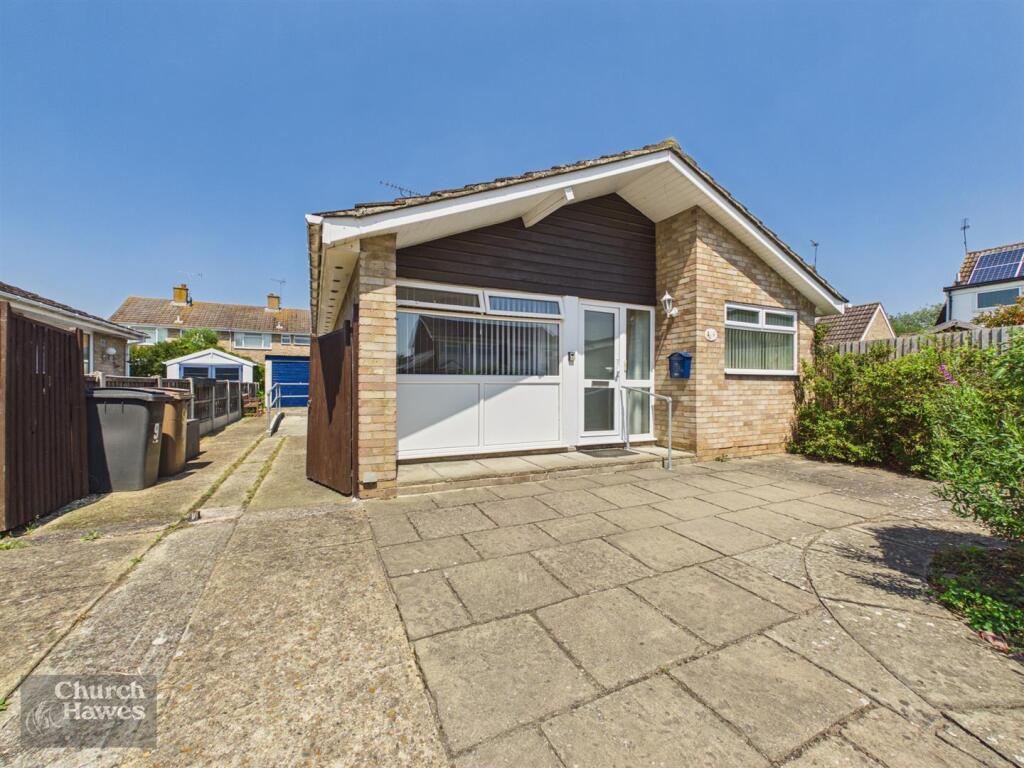 Main image of property: Foulgar Close, South Woodham Ferrers