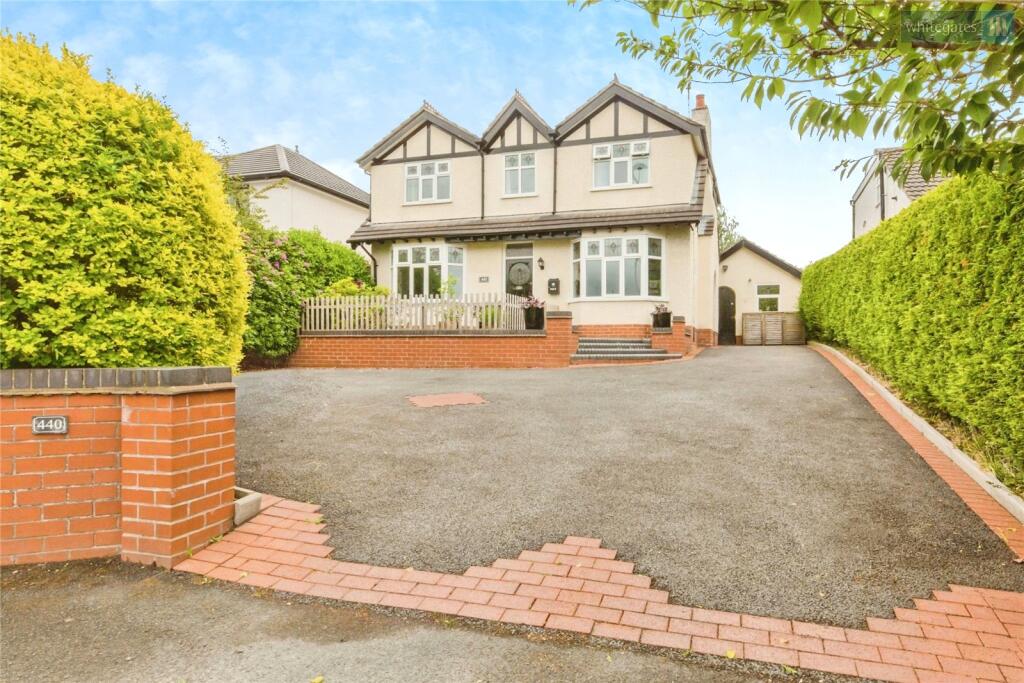 5-bed detached on Crewe Road, Wistaston, Crewe, Cheshire, CW2, £495,000