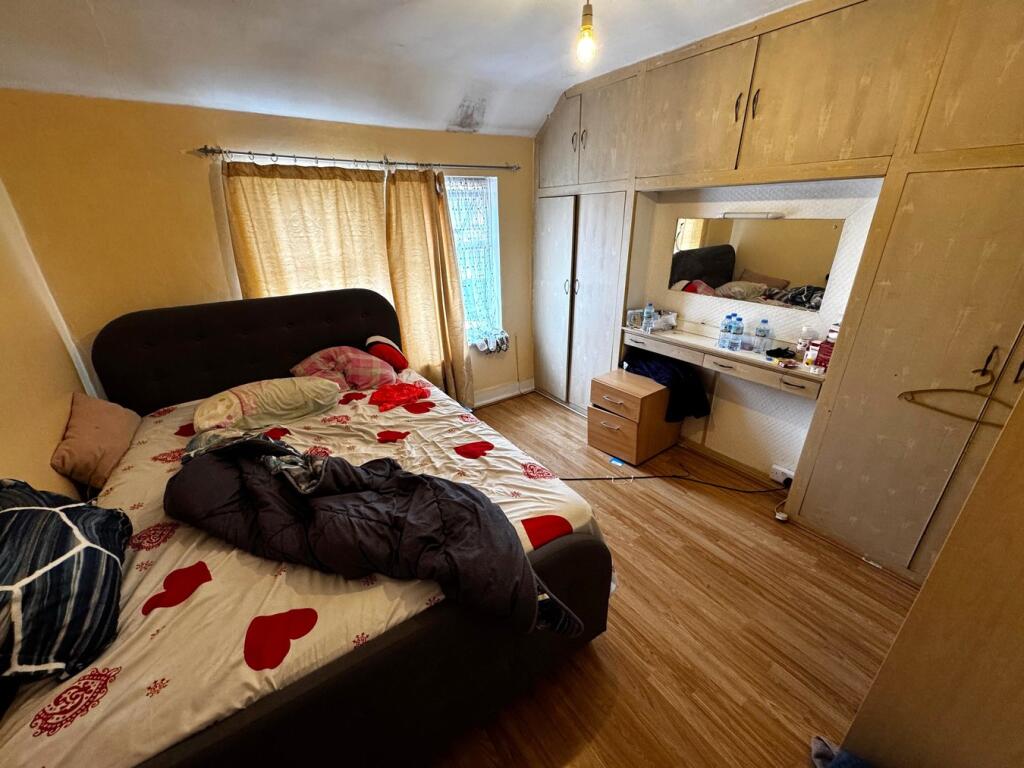 House in London - View 4