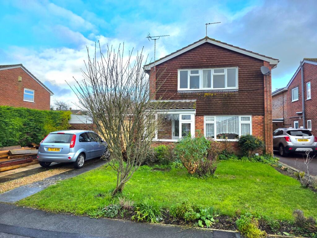 Main image of property: Creswick Way, Burnham-On-Sea, Somerset, TA8