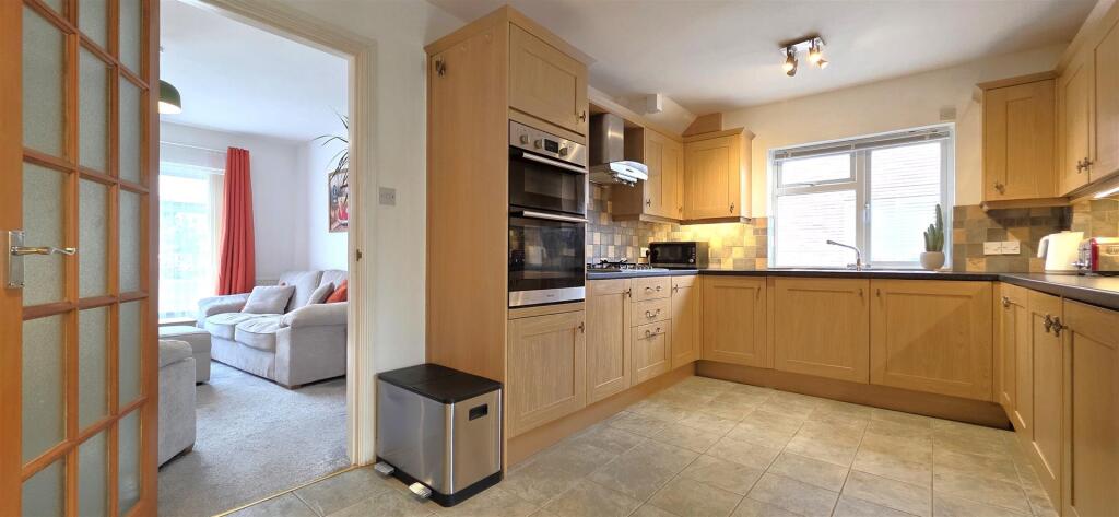 House in Swindon - View 5