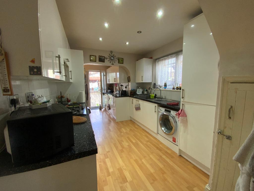 House in Romford - View 2