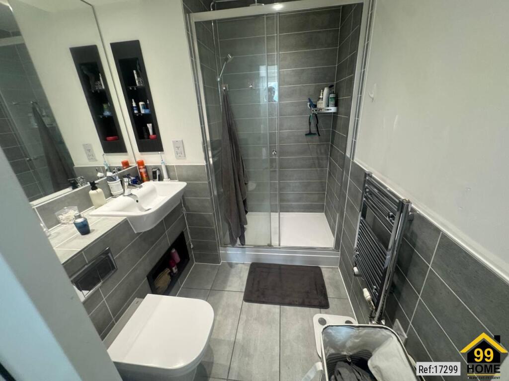 Apartment in London - More