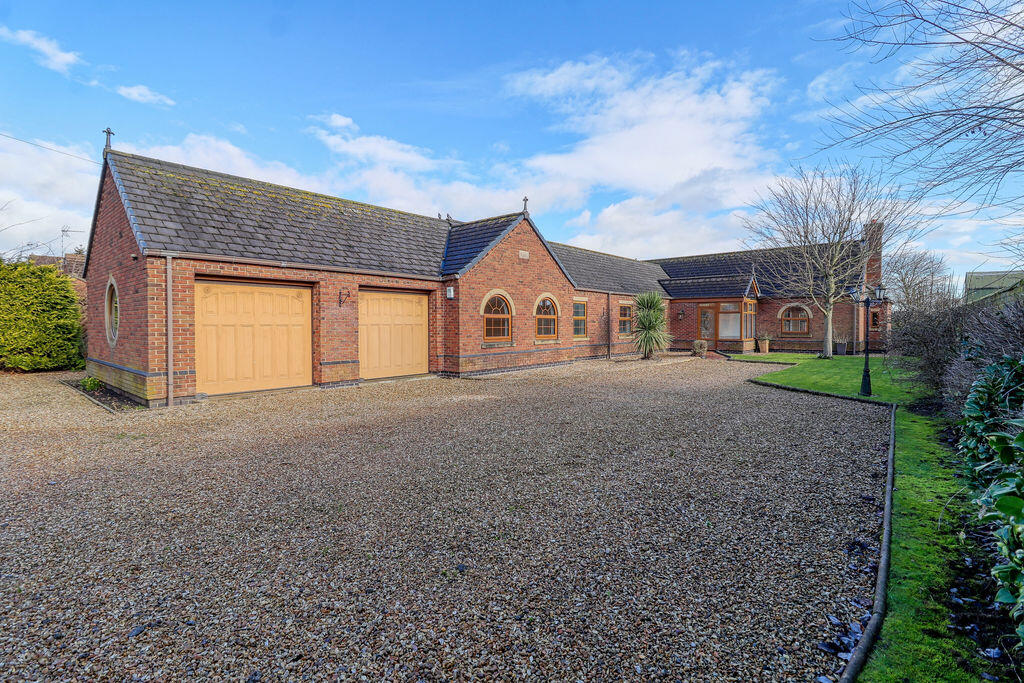 3-bed detached on Old Village Street, Gunness, £599,950