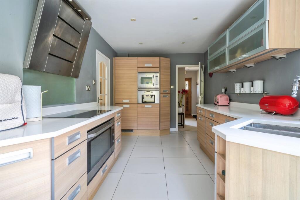 House in Brighton - View 2
