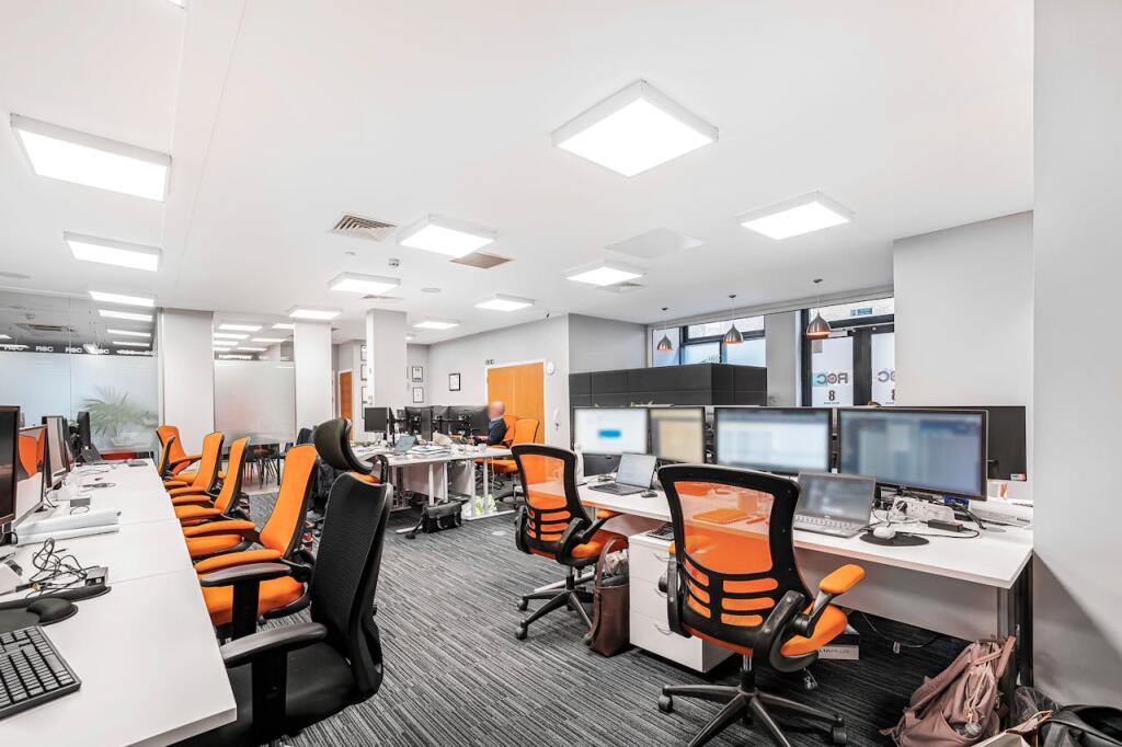 Main image of property: 8-9 Hestia House, City Walk, London, SE1 3ES