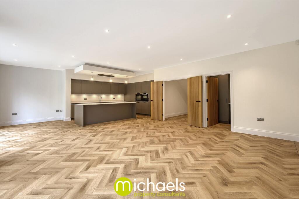 Creffield Road, Lexden, Colchester, CO3 photo 4