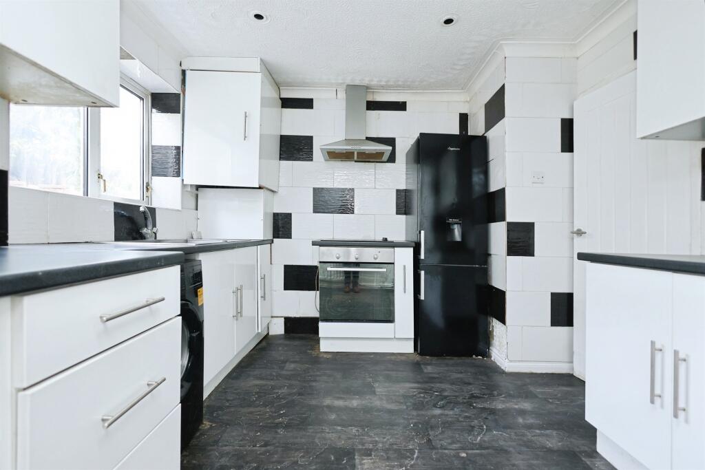 Ryton Grove, Birmingham photo 3