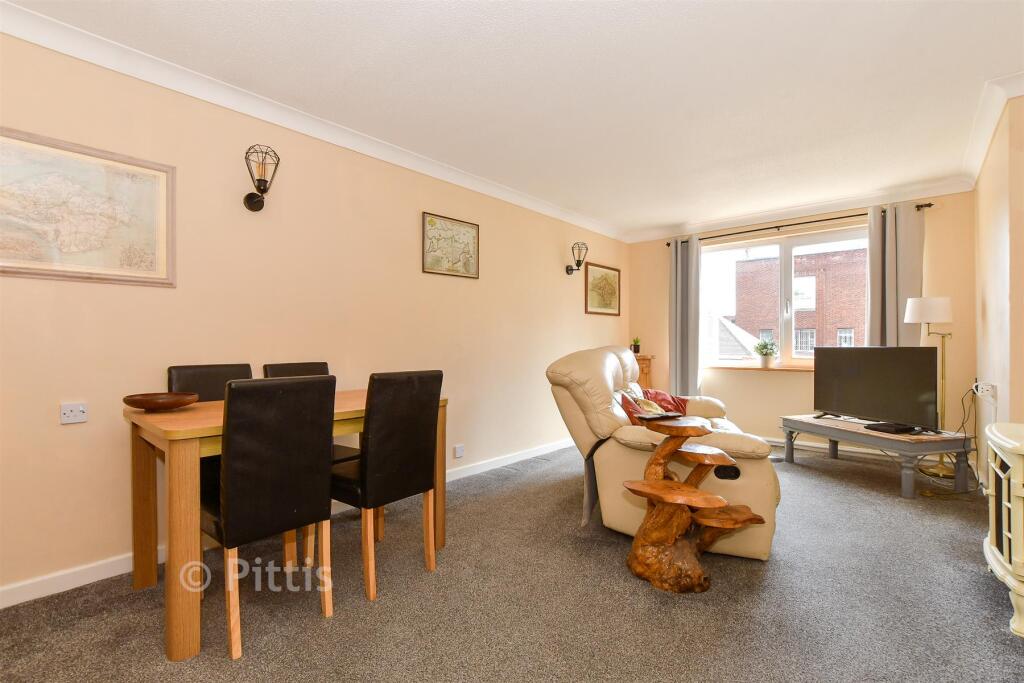 Apartment in Newport, Hunny Hill - View 5
