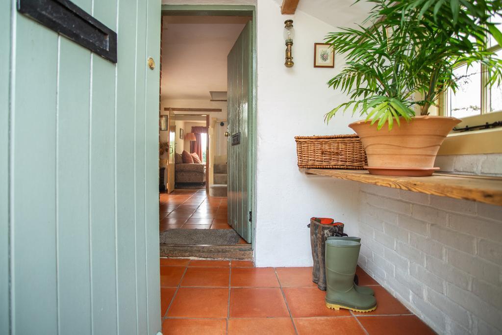 Vines Cross, Heathfield, East Sussex, TN21 9EX photo 4