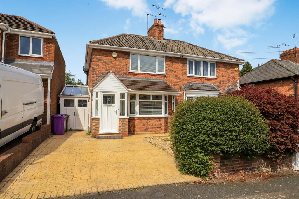 Main image of property: Warstones Crescent, Penn, Wolverhampton
