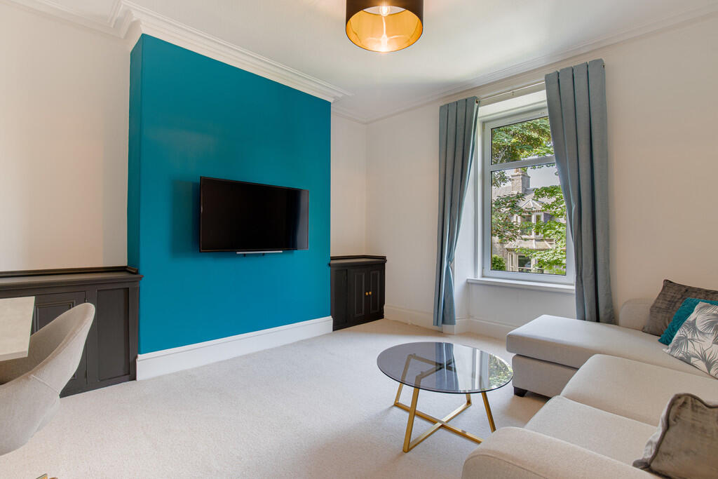 Apartment in Aberdeen, Rosemount, Rosemount and Mile End - View 2
